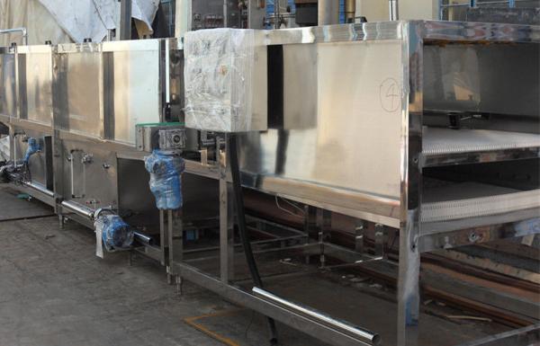 Pure Water Piston Filling Machine Bottle Cooling Sterilizer 36℃-40℃ 15000BPH For