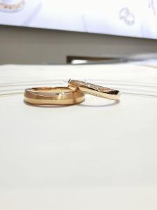 Quality 18K Irregular Line Design Grind Arenaceous Jewellery Couple Rings wholesale