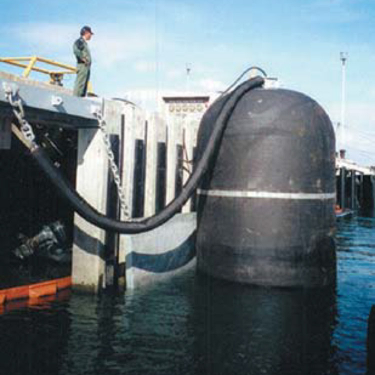 STS Professional Submarine Fenders ISO 17327 Natural Rubber