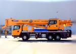 Energy Efficient mobile crane truck , telescopic truck boom crane XCT25L5