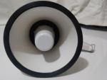 70Hz Compact Battery Operated Bullhorn Adjustable Strap 0.8kg