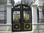 Heat Treated Wrought Courtyard Iron Gates For Garden School Home Courtyard