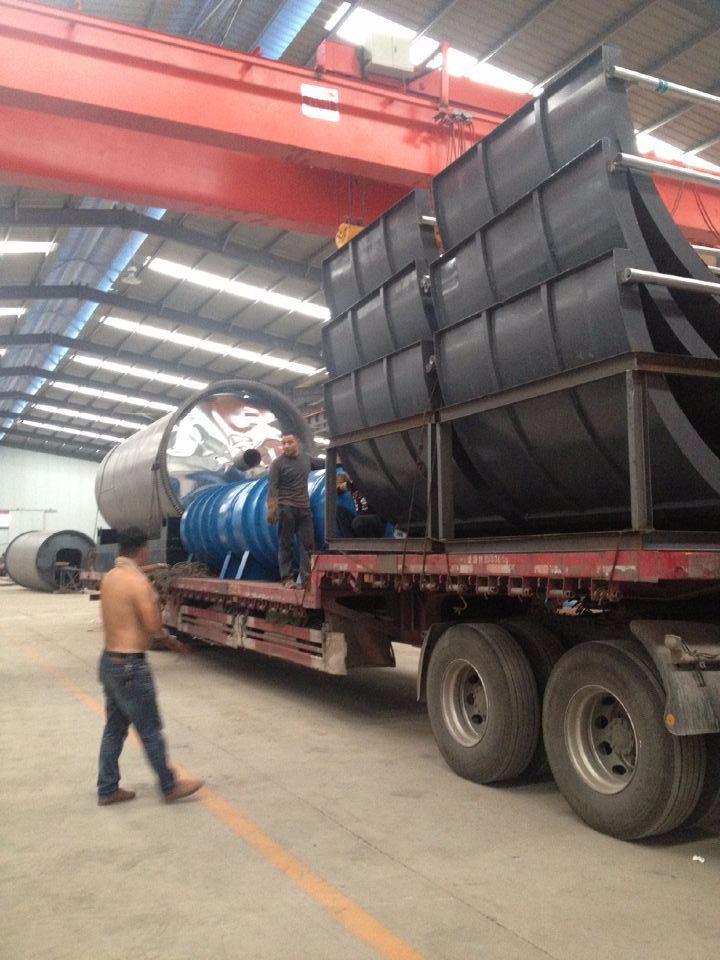 Vacuum Waste Oil Recycling to Diesel Distillation Plant 7.2-9 Tons Output in 24 Hours