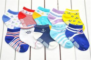 Quality Good breathable knitted colorful design anti-bacterial terry cotton boys socks wholesale