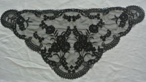 Quality elegant embroidered Barcelona veil Authentic Spanish Medallion Mantillas wholesale