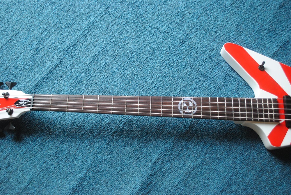 2019New high quality custom V style electric guitar Rosewood Fingerboard free shipping