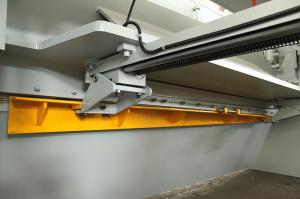 Quality Hydraulic Cutting Electric Shearing Machine QC11Y 20X6000 For Steelwork 20Mm 6000mm wholesale