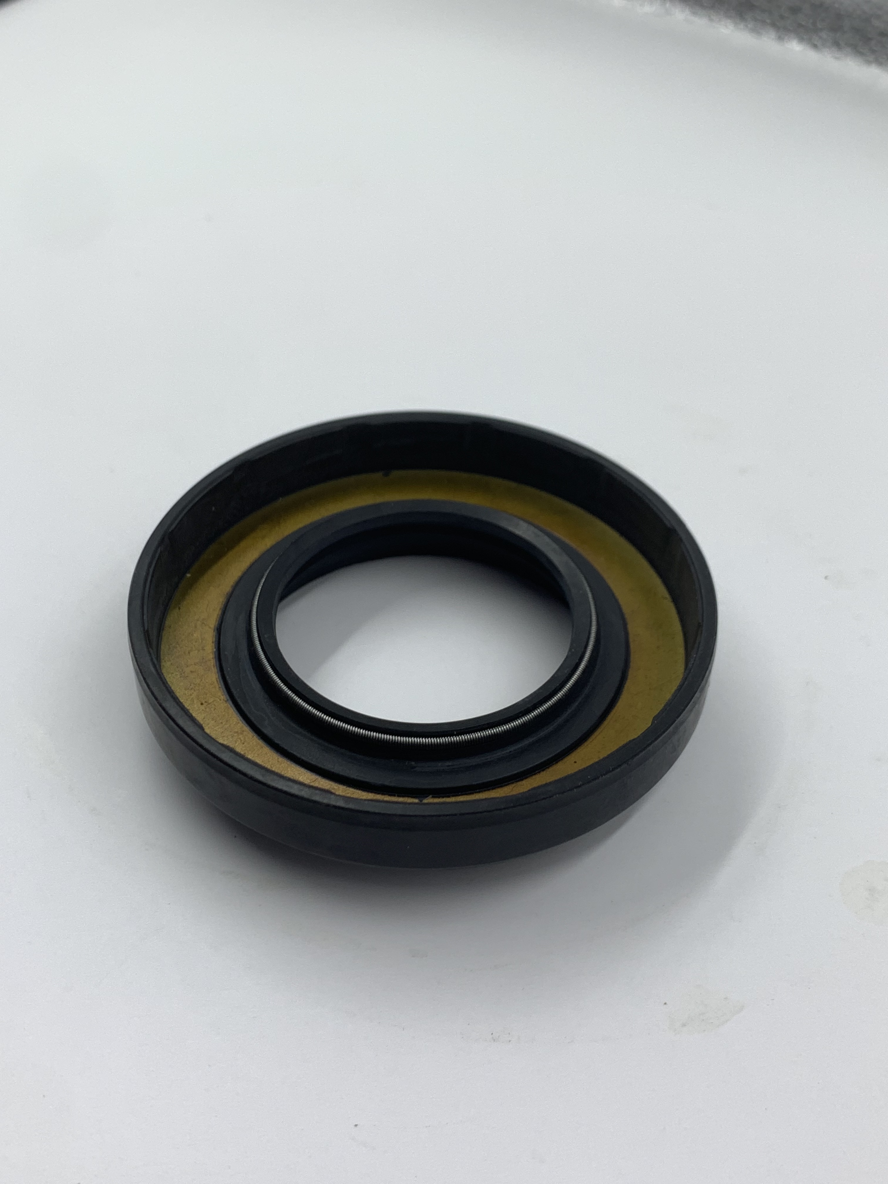 90311-41014 Genuine Toyota SEAL OIL (FOR REAR DIFFERENTIAL CARRIER) 90311-41014