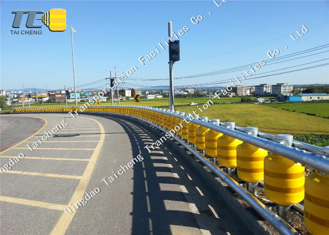 Foam / EVA Safety Highway Barrier Roller for Vehicle Traffic Protection 1