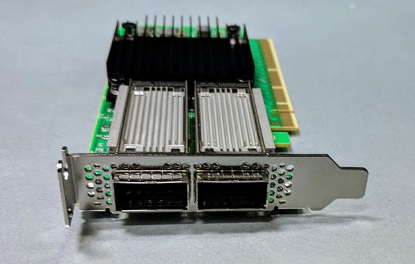 Stock Mellanox MCX556A-EDAT ConnectX-5 VPI Adapter Card EDR IB 100Gb/S 100GbE