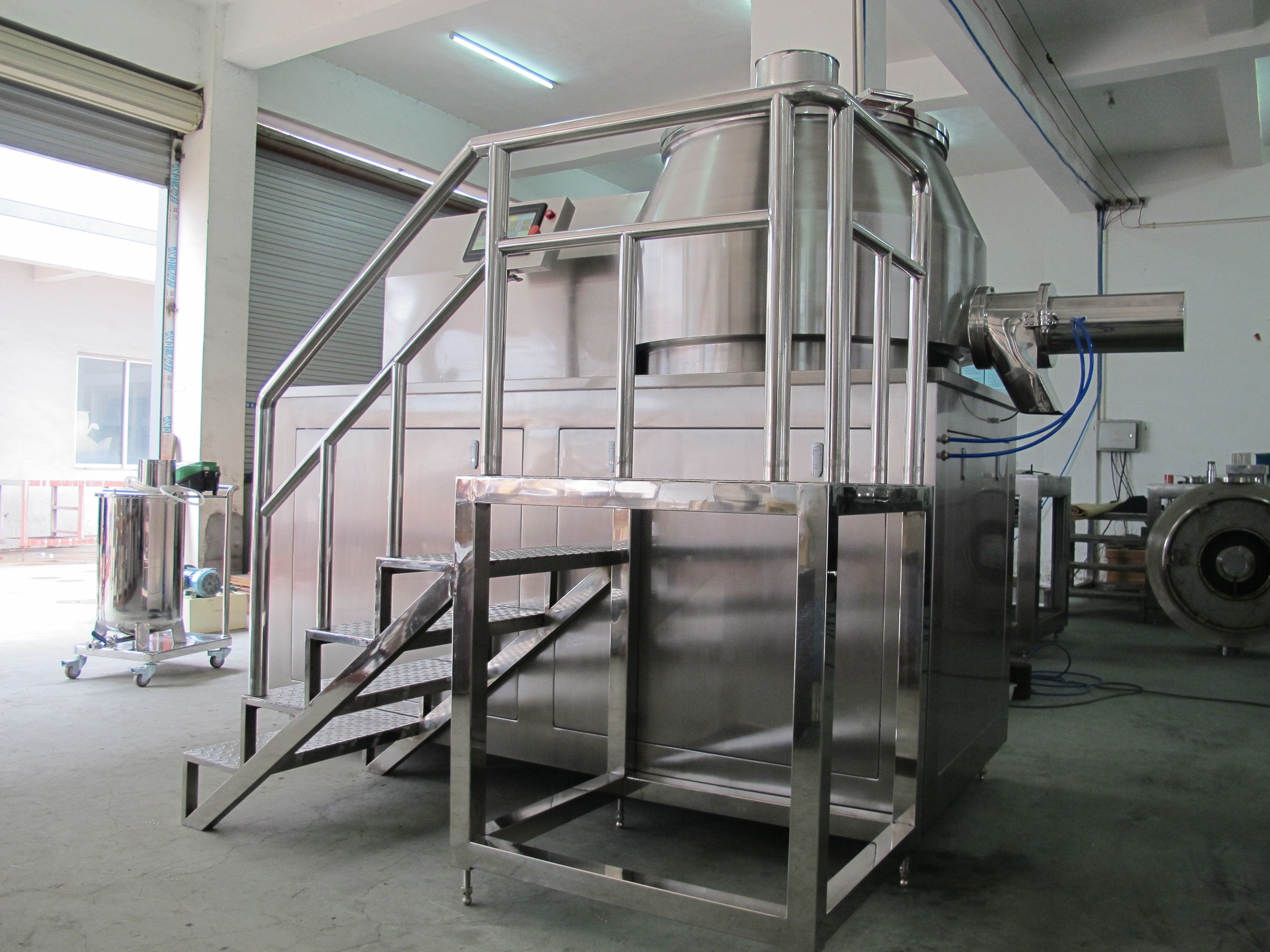 Super Wet Granulator Machine HLSG-600 SS316L SS304L 2980×1200×2500mm 2300kg