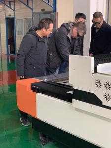 Quality 1000W 2000W 3000W 4000W CNC Fiber Laser Cutting Machine For Metal wholesale
