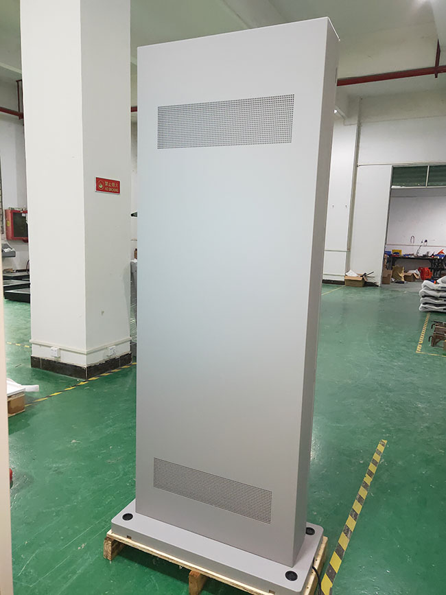 Floor Stand High Brightness Outdoor Lcd Advertising Display 43 Inch Android / Windows Outdoor Scrolling LCD Sign