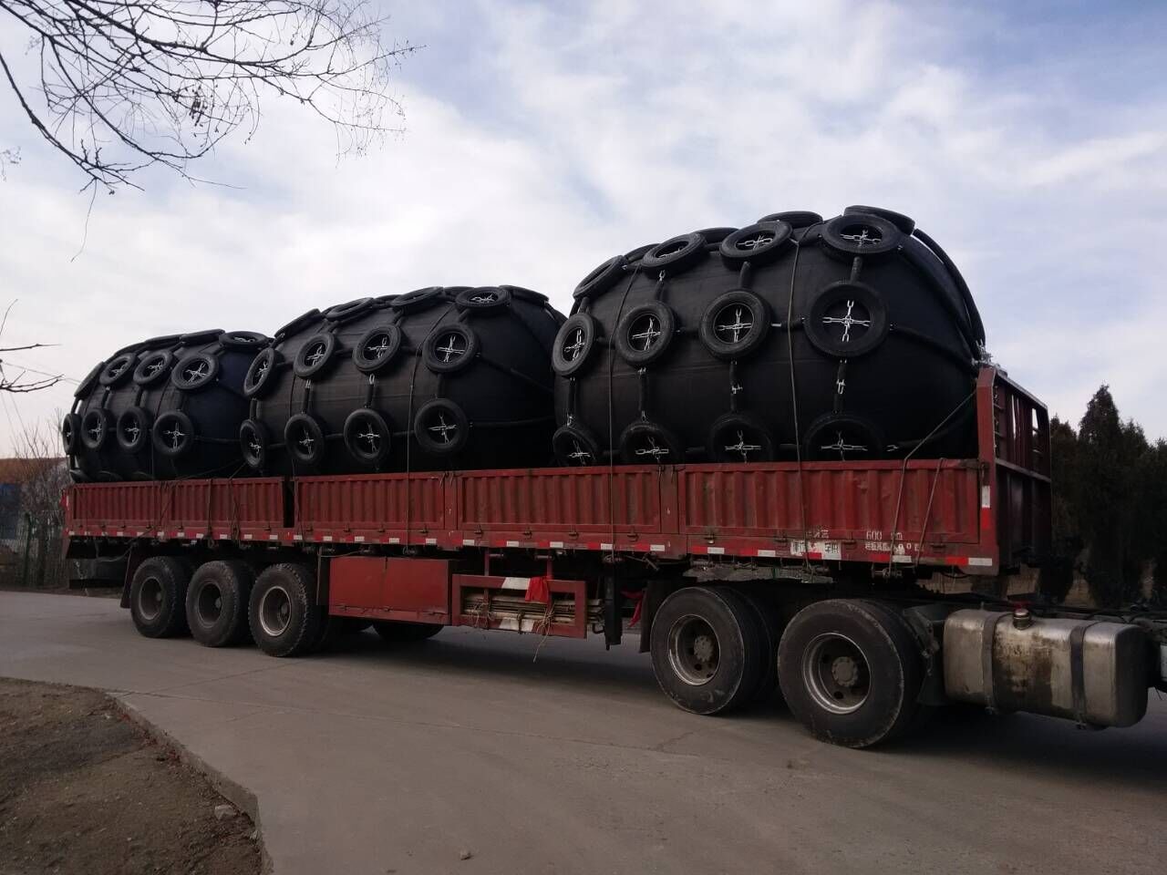ISO17357 Inflation Marine Rubber Fender 50KPA