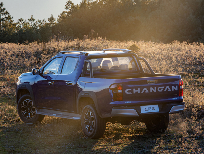 2024 Changan Lantuozhe 5 Seats Pickup Truck 2WD 4WD Manual Automatic Petrol Diesel Perfect for Your Business