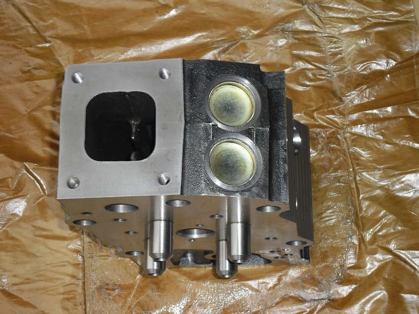 Cummins KTA19 KTA38 Diesel Engine Cylinder Head Good Quality Lowest Price