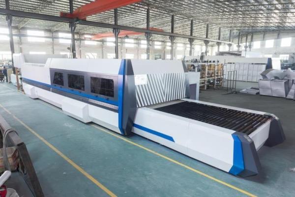 Foshan Star Glass Tempering Furnace with Air Conviction ST-1225 Customized