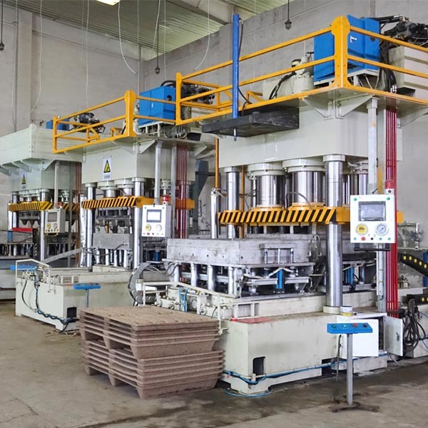 One Time Hydraulic Pressing Forming Wood Pallet Machine
