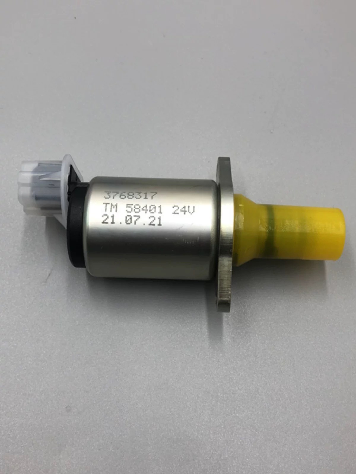 3768317 TM58401 Sany Pile High Machine Pilot Proportional Valve 393000M024 PVC25 24VDC
