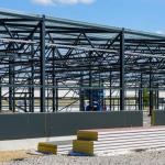 Portal Frame Steel Structure Warehouse , Prefabricated Metal Warehouse Buildings