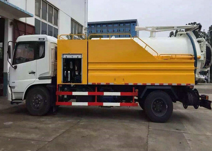 DongFeng Septic Vacuum Trucks Combined Jetting , Sewage Collection Truck 8000L