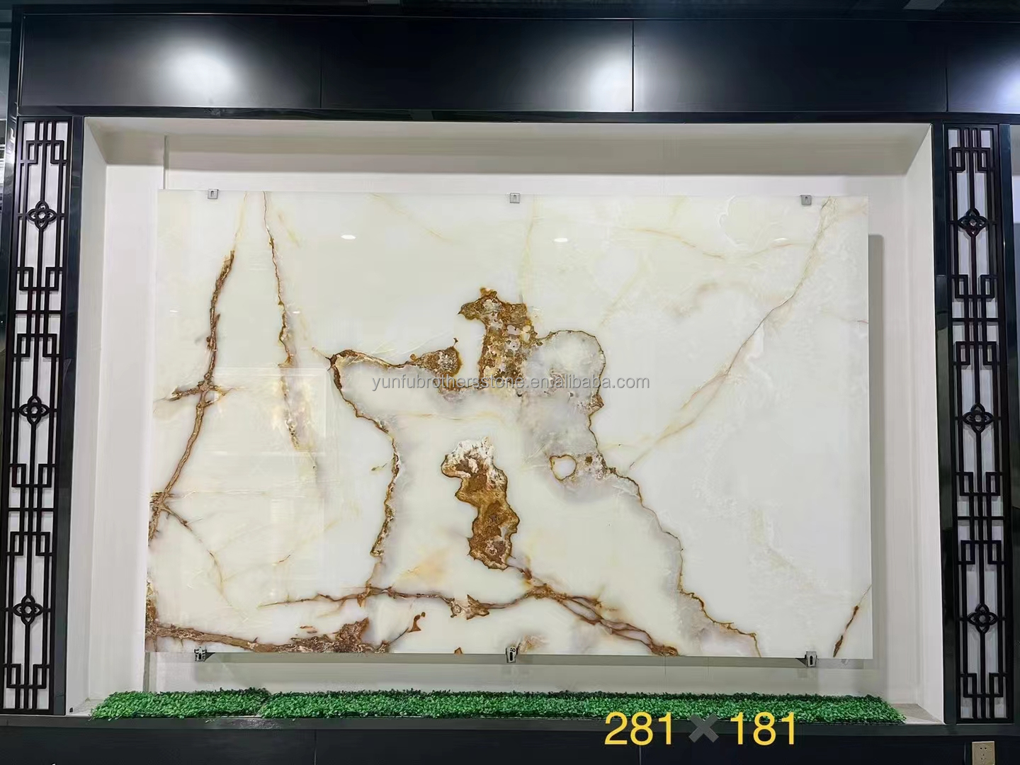 Cut-To-Size Polished Luxury Translucent White Onyx Marble Slab for Villa Wall Art Panel