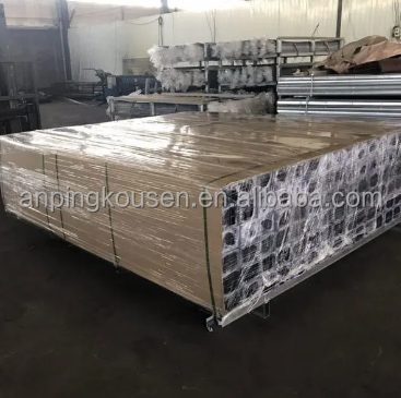 Pressure Treated Wood Type Heat Treated Iron Temporary Fencing for Maximum Privacy
