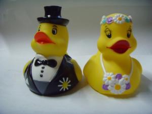 Quality Wedding Bride / Groom Christmas Rubber Duck Floating Water Resistant OEM wholesale