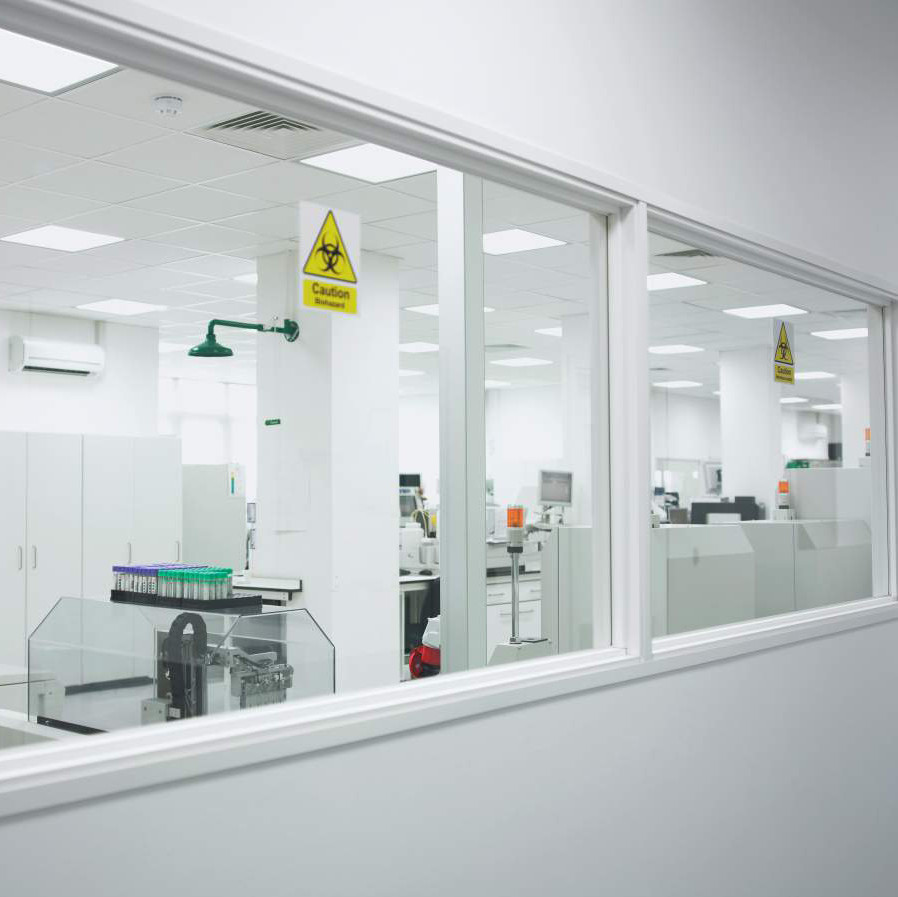 Multi Combination Thickness X Ray Lead Glass 10mm Thick For Cathlab Room