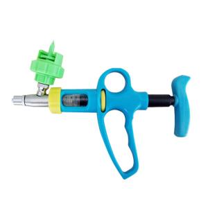 Quality Animals Husbandry 5cc Automatic Syringe For Cattle Injection Needles 5cc wholesale