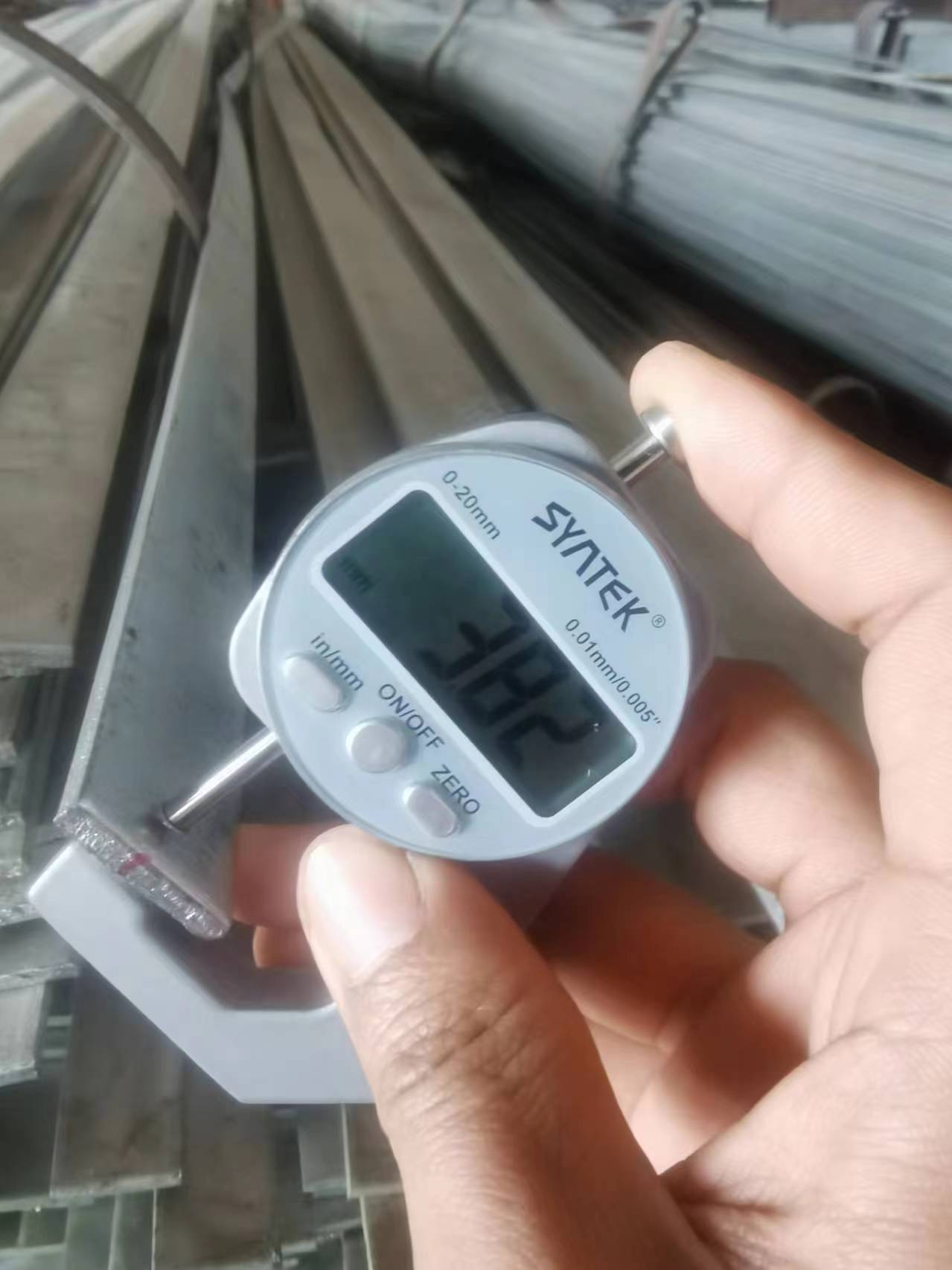 Cutting Service GB Standard Hot Dip Galvanized Flat Steel for Cutting