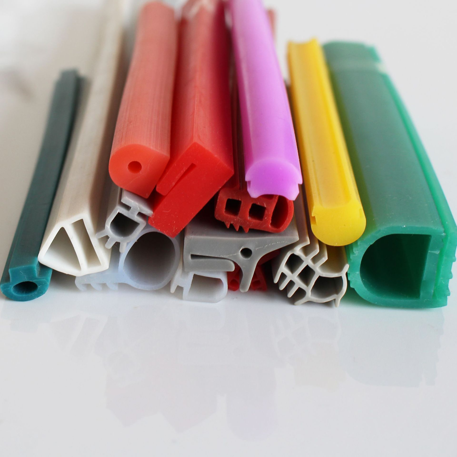 150C Temperature Clear U Channel Edge Protection Trim for Glass Custom Color/Size/Shape