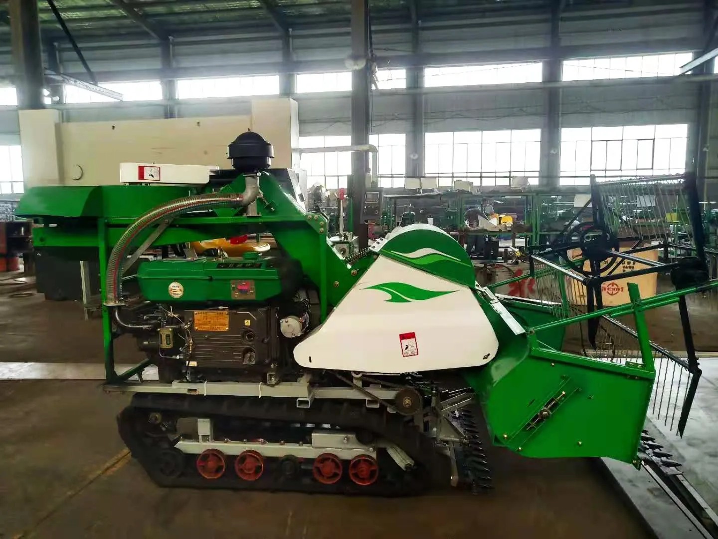 Reliable Operation Farm Combine Harvester 650mm Small Combine Harvester