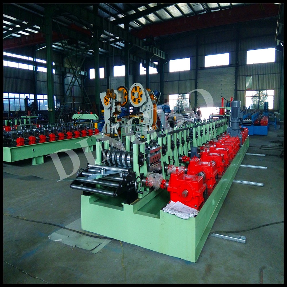 Casting Steel Plate Rolling Machine , K Span Roll Forming Machine Gardens Use