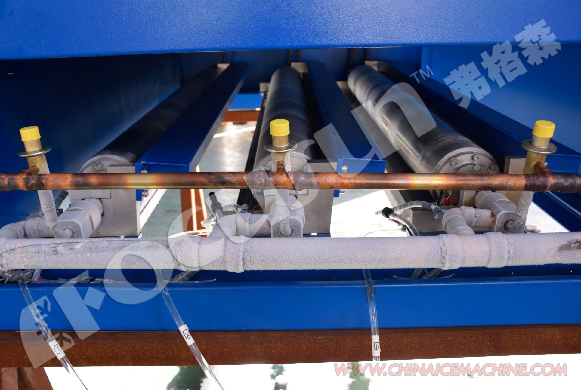 4.5T Snow Falling Machine for Large Scale Snow Production in Industrial Environments