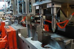 Quality PP GSK Healthy food container blow molding machine with post cooling neck rotation cutting wholesale