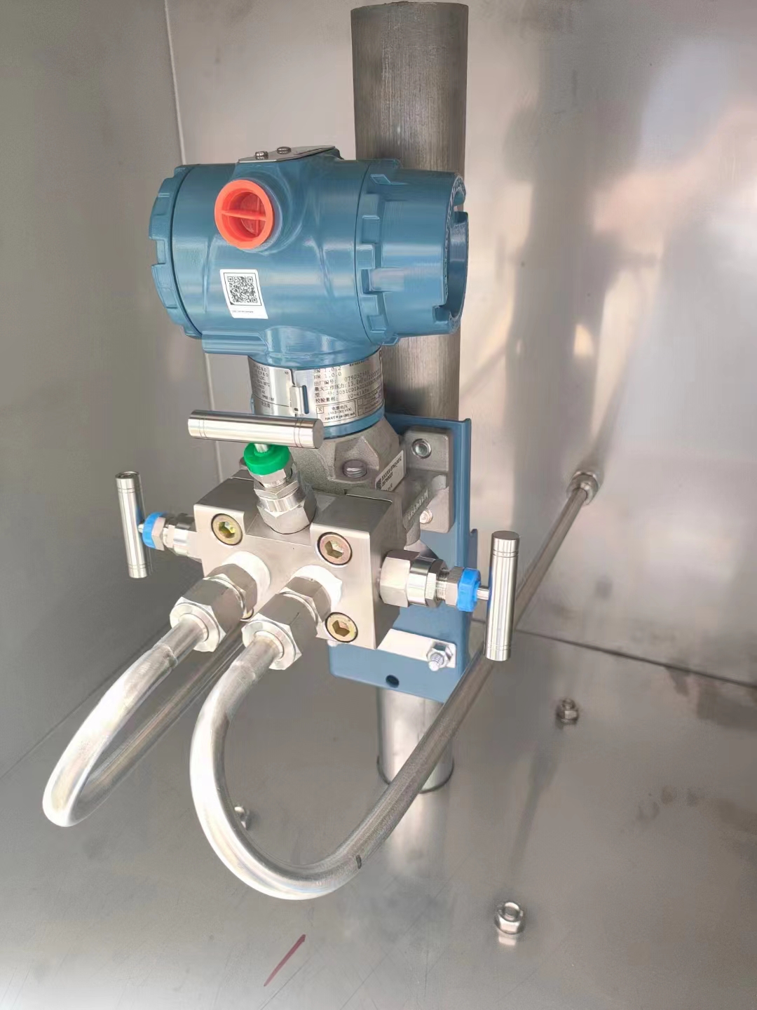 Instrumentation Manifold High Pressure Valve Swagelok 3 Way Manifold Stainless Steel