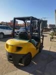 Japan Used Compact Electric Forklift Komatsu 2.5 Ton Forklift Engine Power
