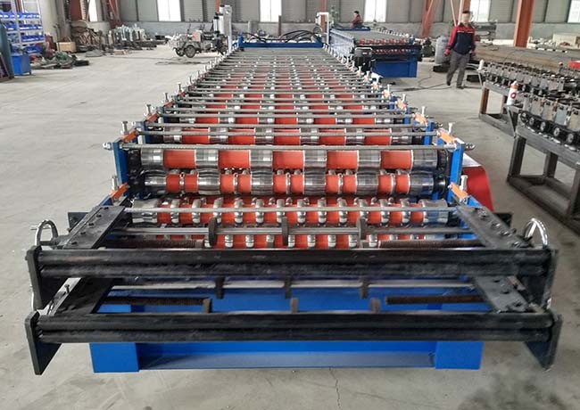 Low Noise IBR Sheet Roll Forming Machine / IBR Sheet Making Machine Hydraulic Cutting