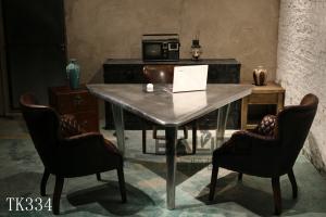 Quality antique aluminium triangle coffee table/aluminium meeting table furniture wholesale