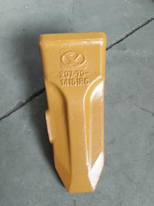 Quality PC300RC Komatsu Excavator Bucket Tooth 207-70-14151 RC Excavator Bucket Tiger Teeth wholesale