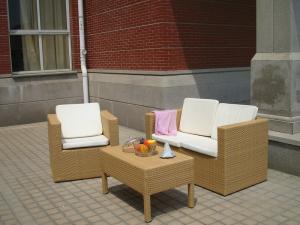 Quality 3pcs patio cane furniture wholesale