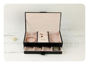 Quality SGS Leather Ring Jewelry Packaging Boxes Drawe Black Color 19.1*14.2*7.3cm wholesale