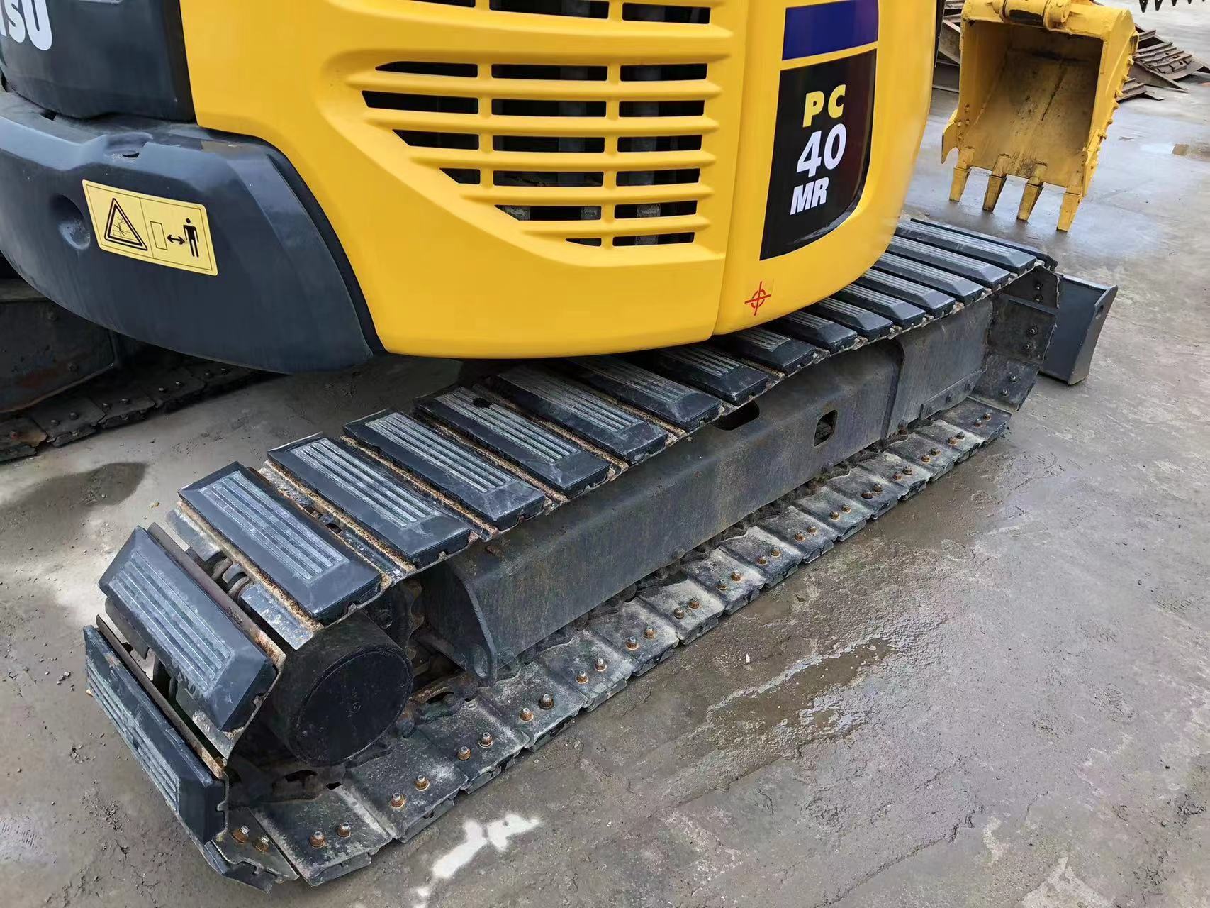 Factory price used excavator Komatsu PC40 tracked mini excavator