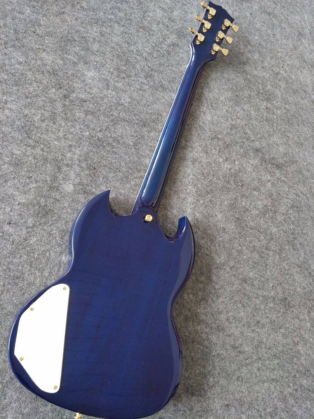 Gibson custom 2018 SG custom Figured TOP 3-pickup Electric Guitar