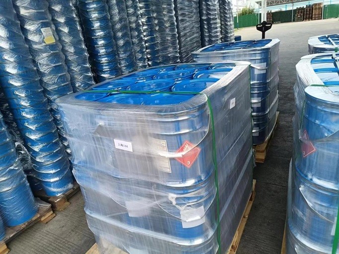 Adhesive to Bond Rubber to Metal 815 Equivalent to Chemlok 205, Chemosil 211, Cilbond 10E/12E, Thixon P11, Megum 3276