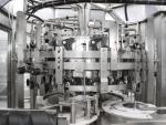 2000 - 9000BPH Aluminum Can Filling Machine For Carbonated Drinks And Beers
