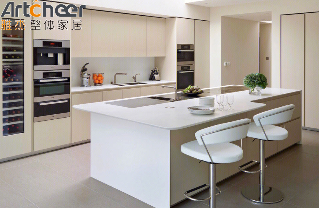 Furniture Lacquer Kitchen Wooden Cabinet with Cupboard Accessories in Customized Color