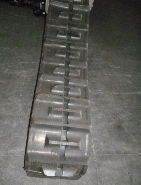 42 Link Truck Rubber Tracks Low Noise For Agriculture Machinery