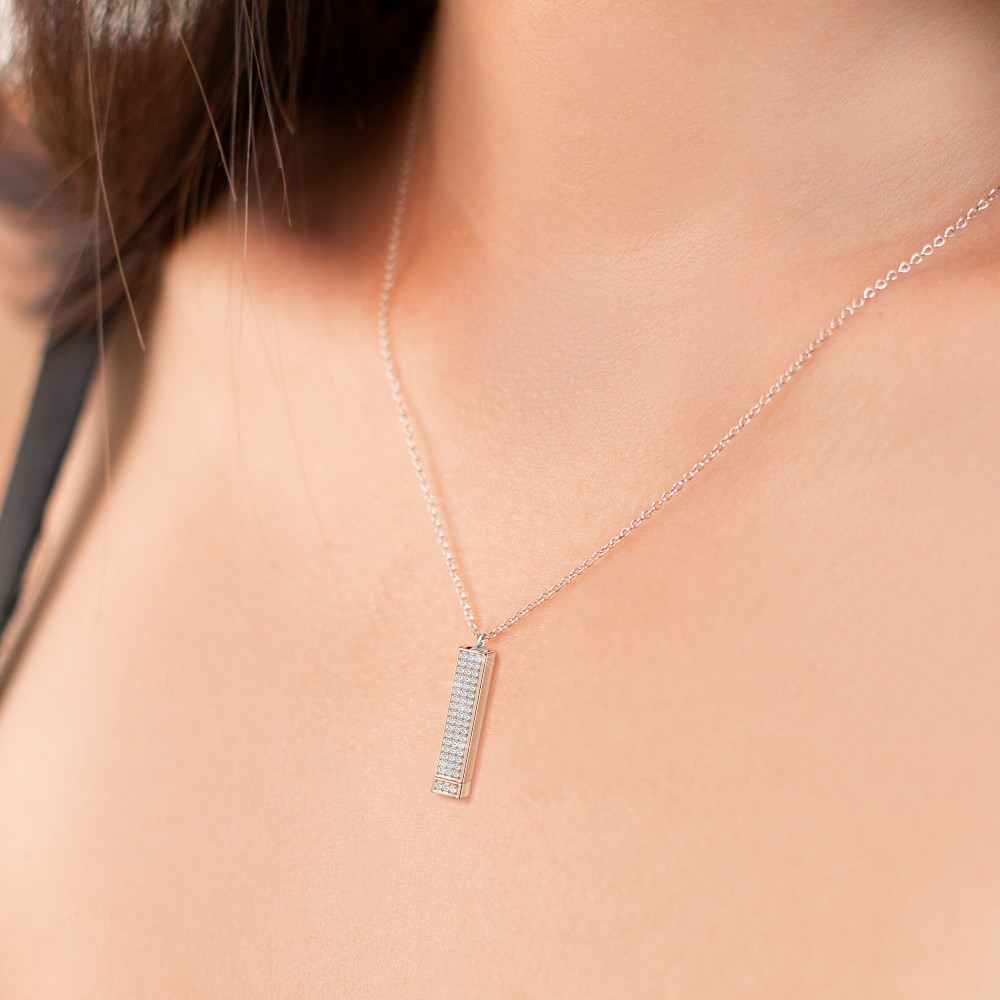 Chic Womens Engraved SS304L Minimalist Bar Necklace